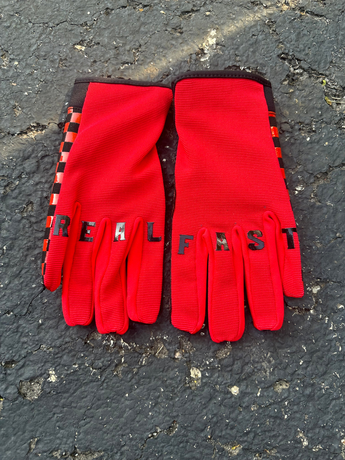 RF GLOVES RED/BLACK